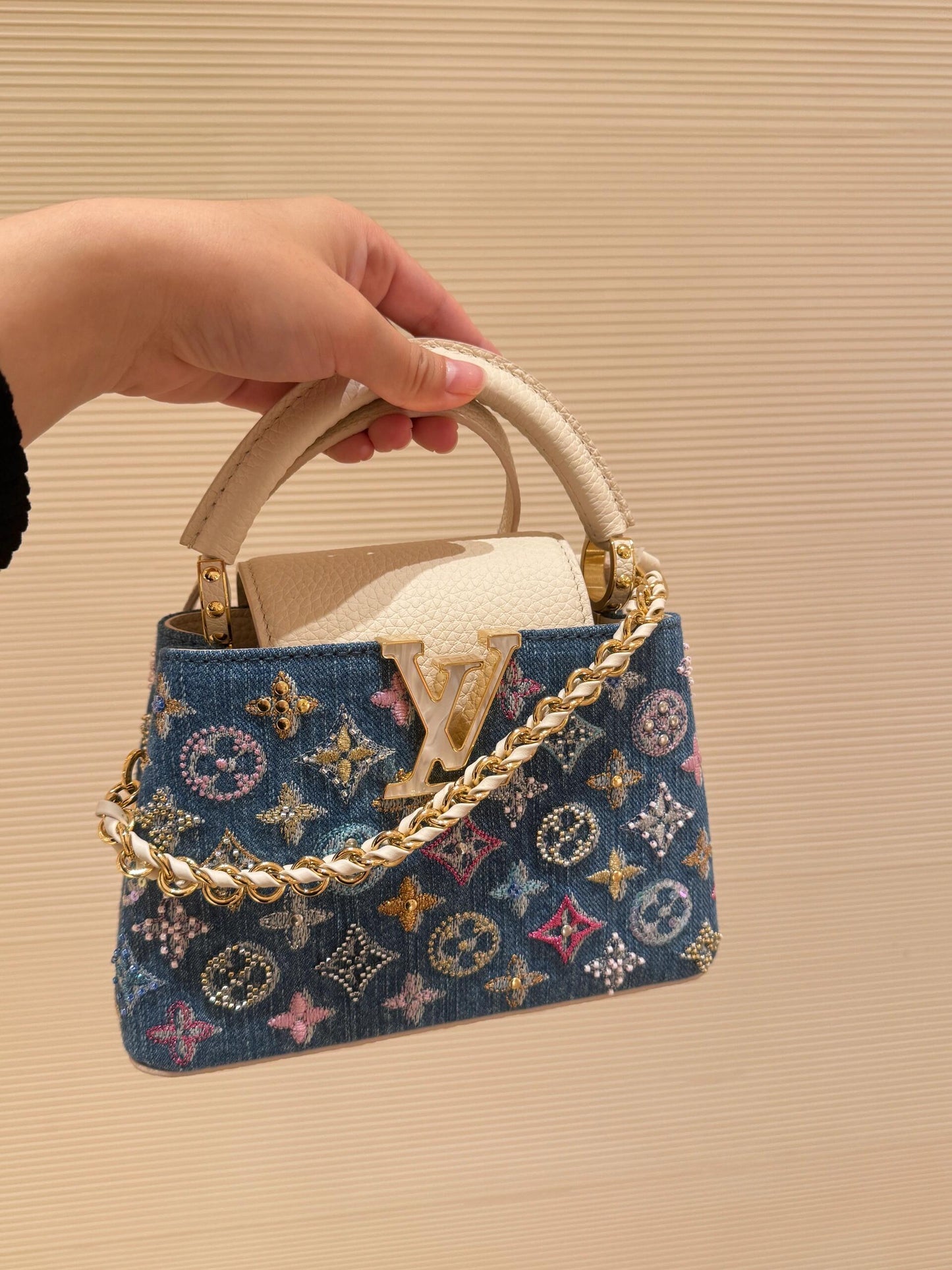 Denim de lujo Mini Bolsa Capucines
