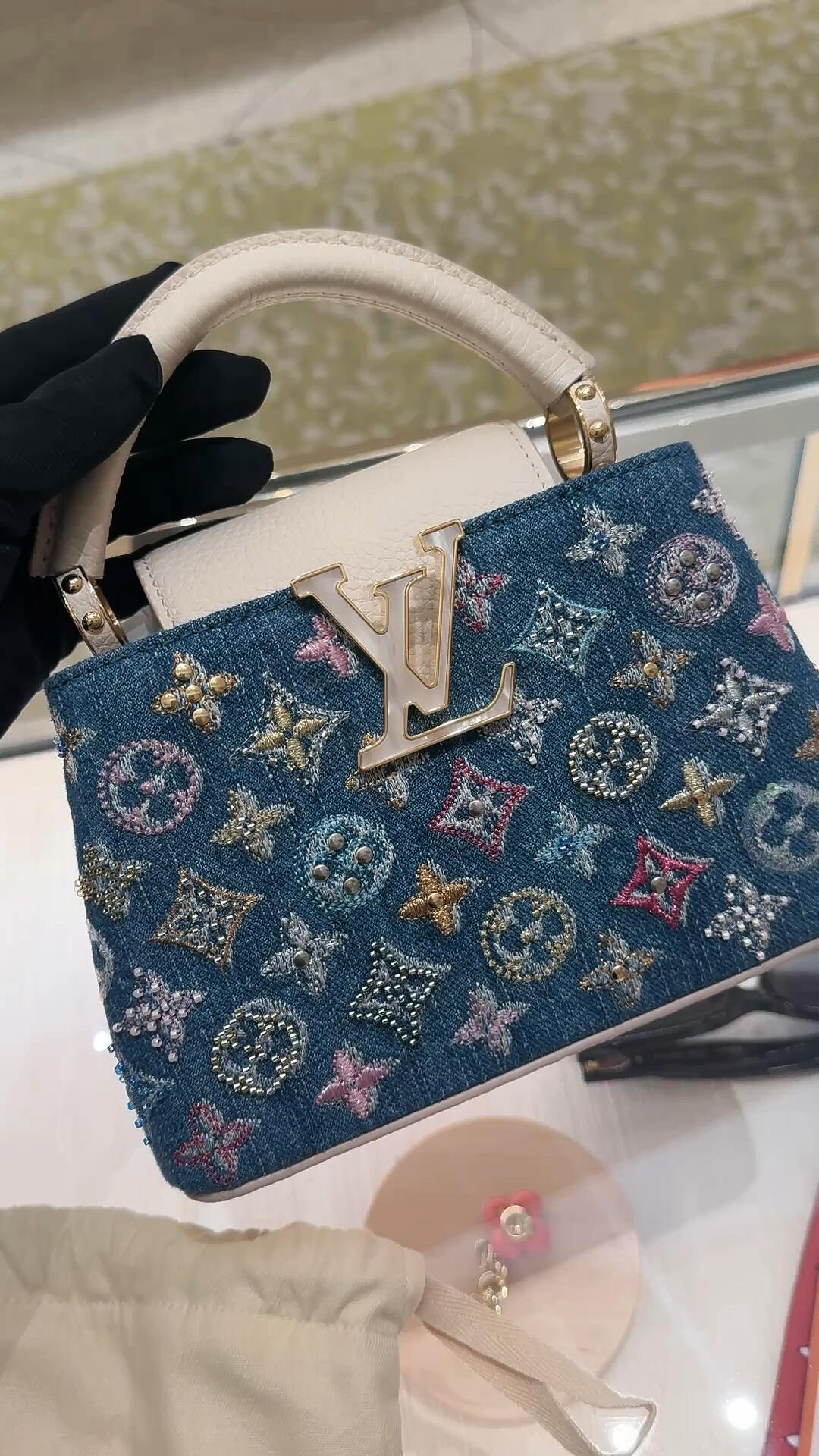 Denim de lujo Mini Bolsa Capucines