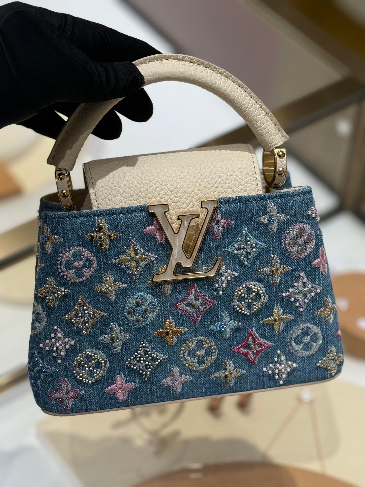 Denim de lujo Mini Bolsa Capucines