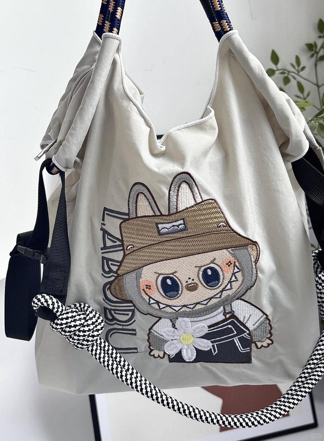Labubu Explorer Tote Bag - Cute Meets 유틸리티
