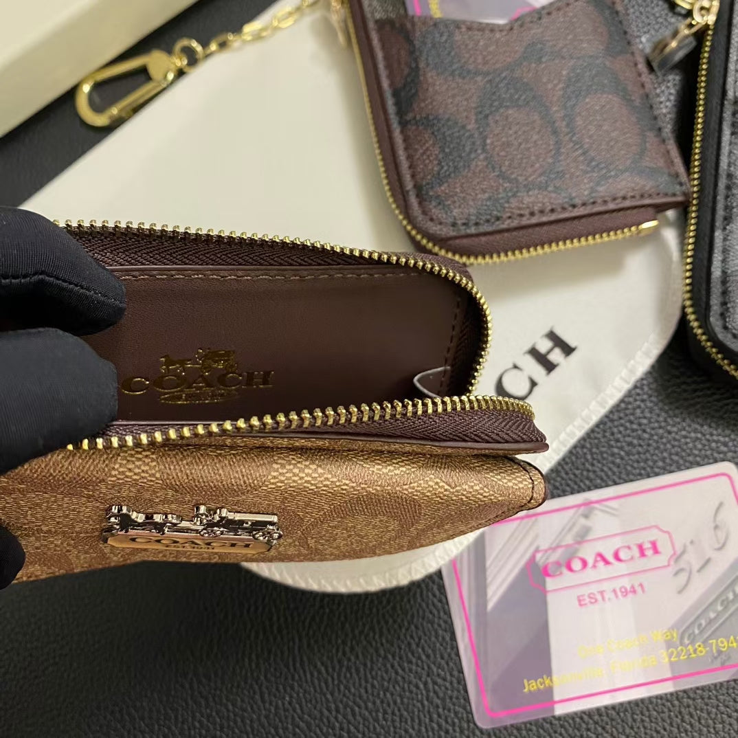 Chic Co Timeless Classic Card Holder Wallet με κομψό σχέδιο
