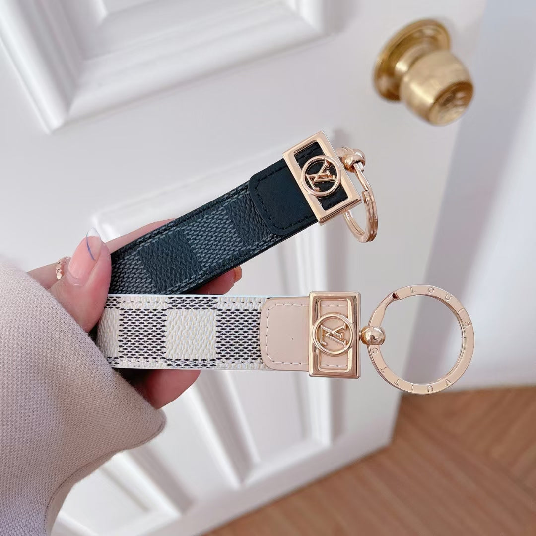 Luksus LV Monogram Keychain - Stilfuld og holdbar i flere farver
