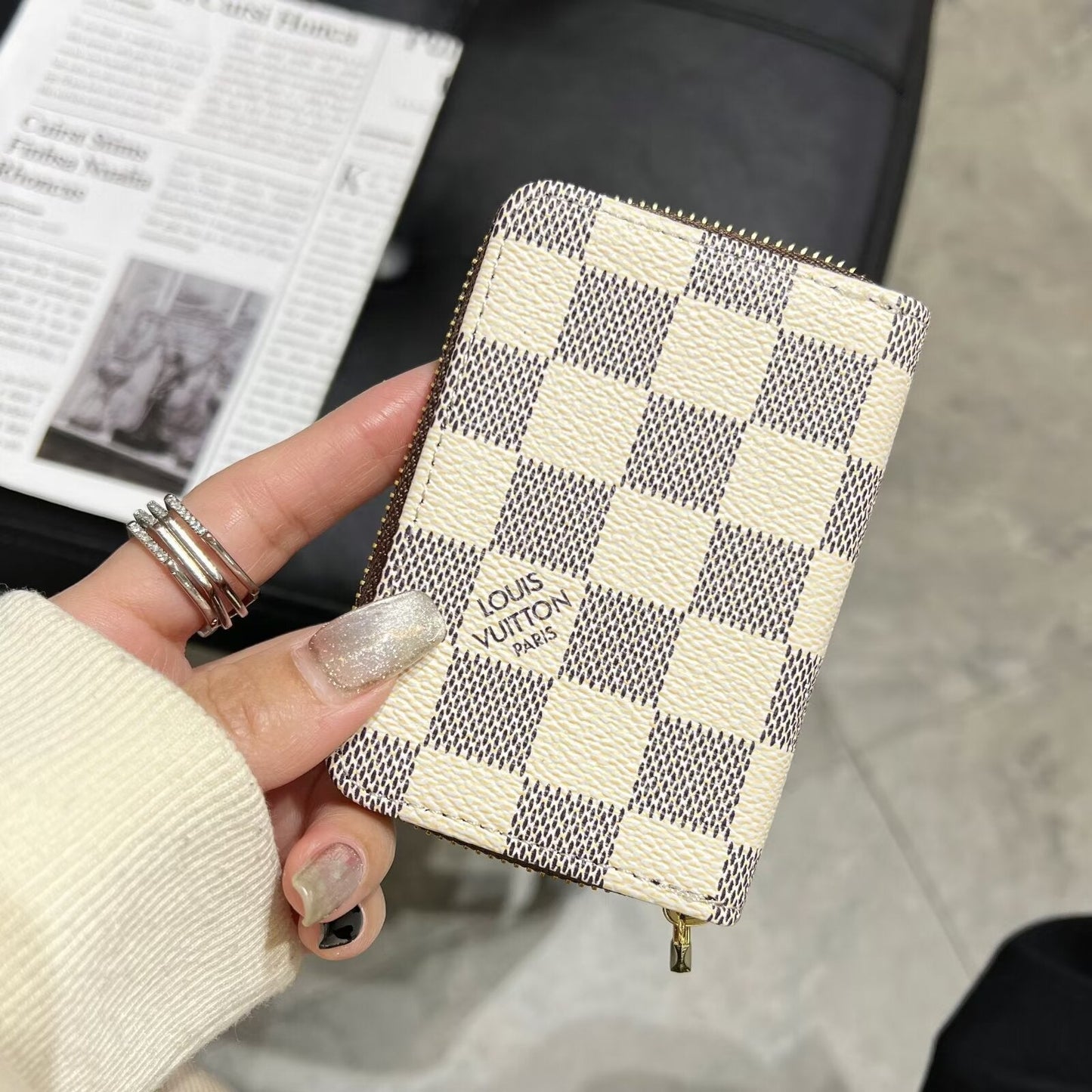 Ylellinen monogrammi vetoketjullinen lompakkokokoelma - LV, GG ja BBR