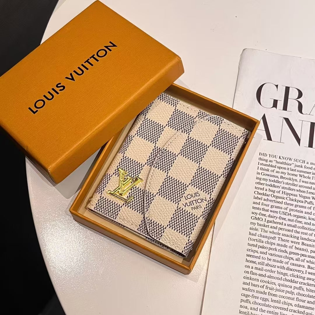 Ylellinen LV- ja GG-inspiroima monogrammi-kompakti lompakkokokoelma