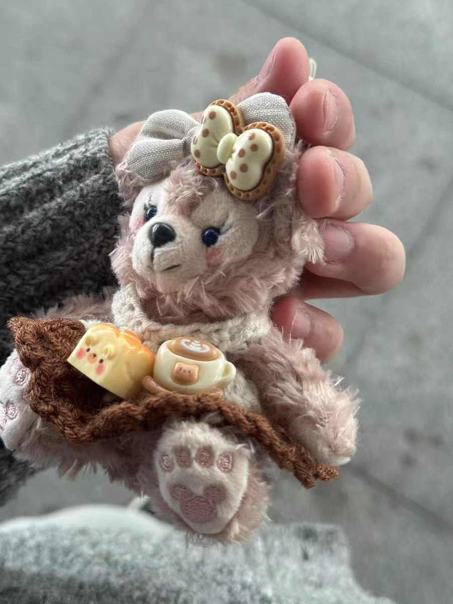 Limited Edition Sherry May Plush Keychain - Luxe Teddy Bear Bag Charm til designer -håndtasker