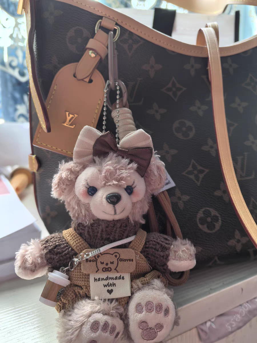 Limited Edition Sherry May Plush Keychain - Luxe Teddy Bear Bag Charm til designer -håndtasker