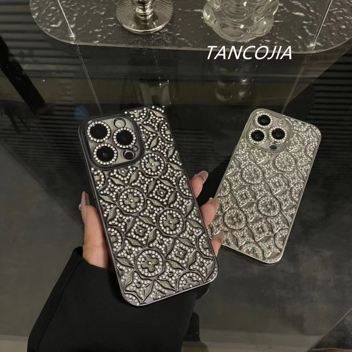 Luksuriøs diamant preget iPhone -sak