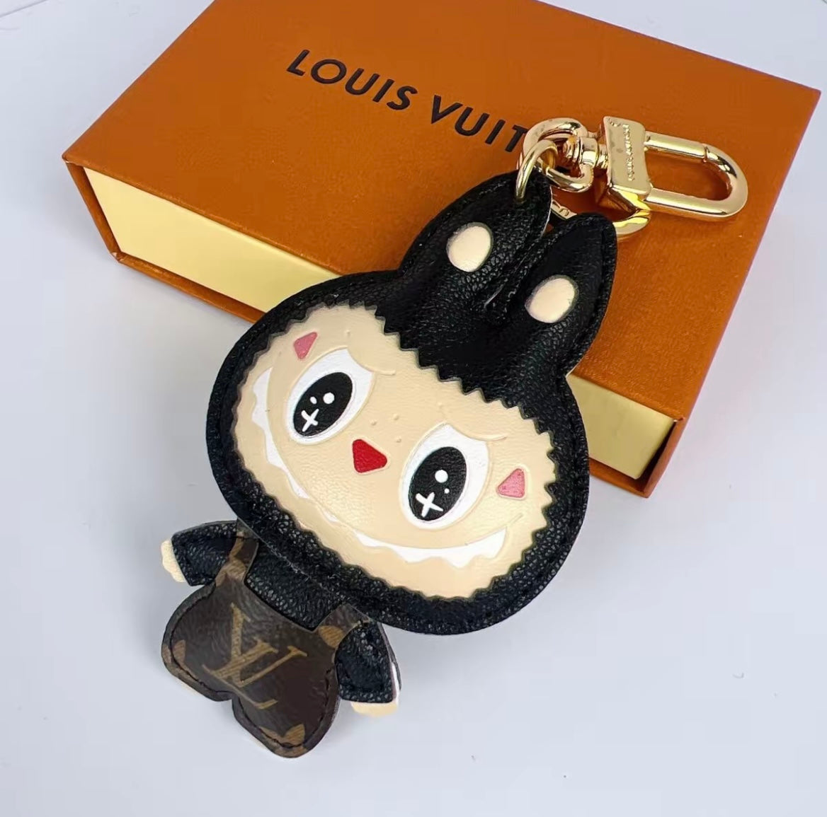 Δερμάτινη keychain labubu