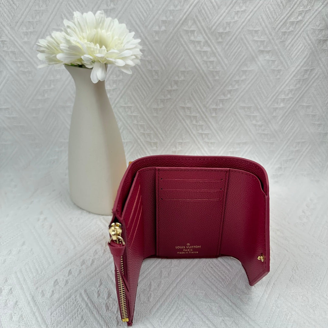 L-Luxurious Fashion Wallet – Sophisticated and Functional