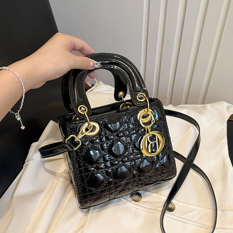 Lady Patent Ledertasche - zeitlose Eleganz