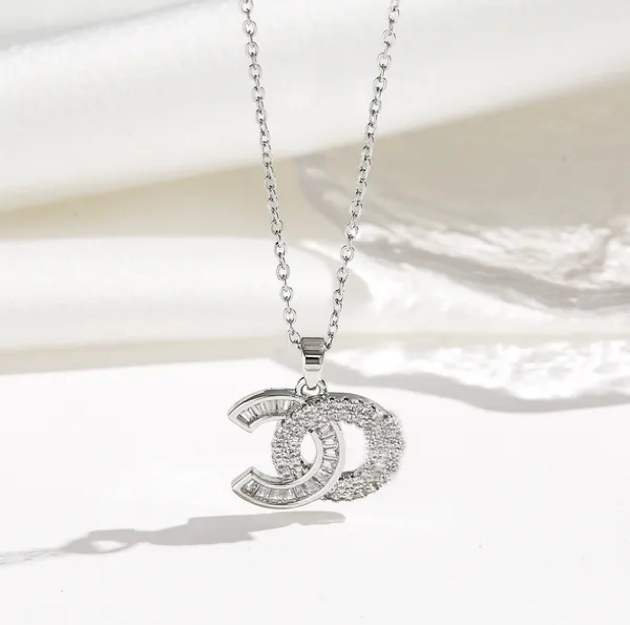 Collana di moda