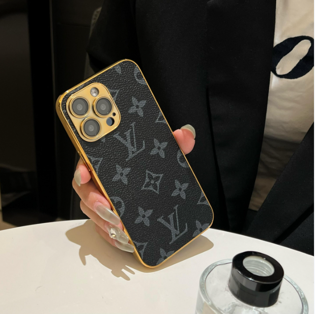 Custodia per iPhone Monogramma Lou Classic con bordi oro elettroplati