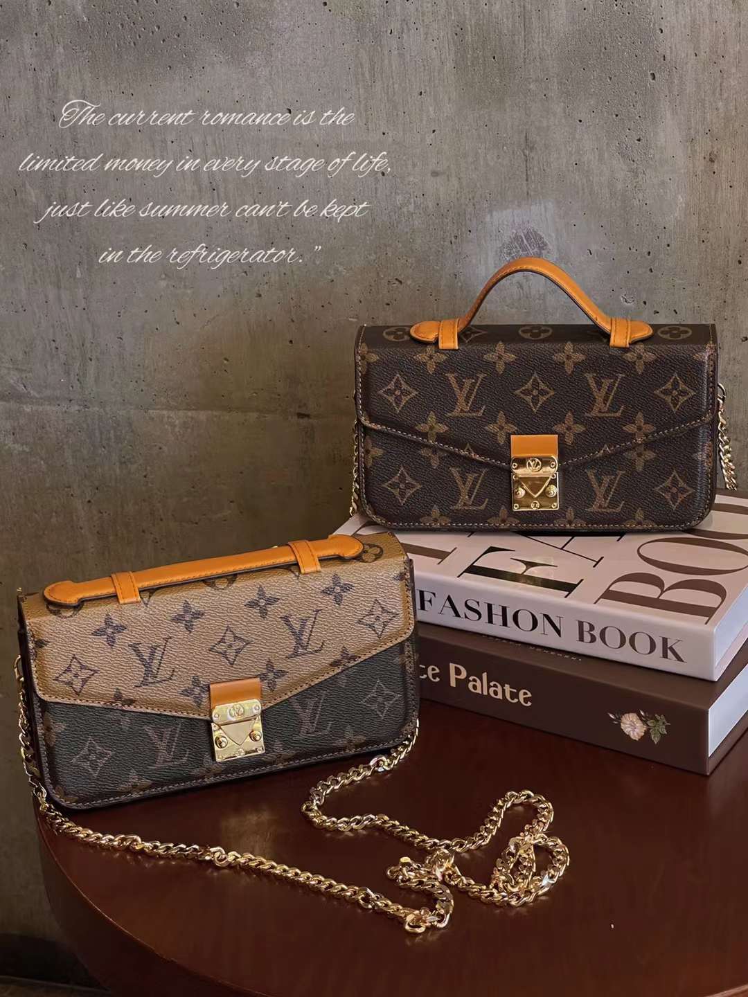 Monogramový plátnový taška ruka držela mobilní telefon s řetězem Crossbody