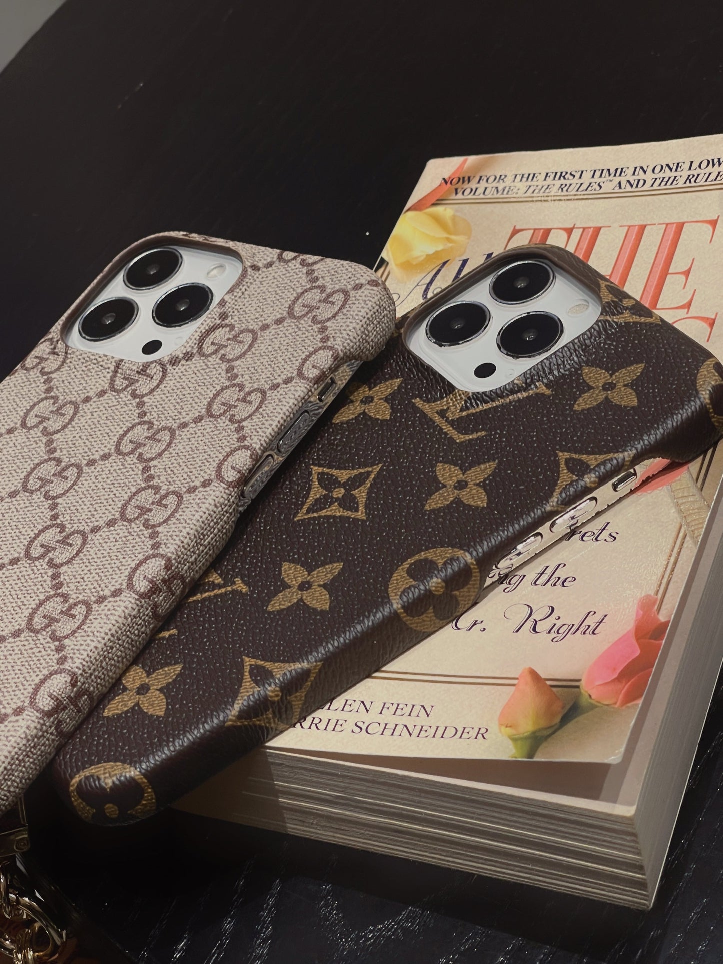 Custodia per iPhone del braccialetto di seta Lou