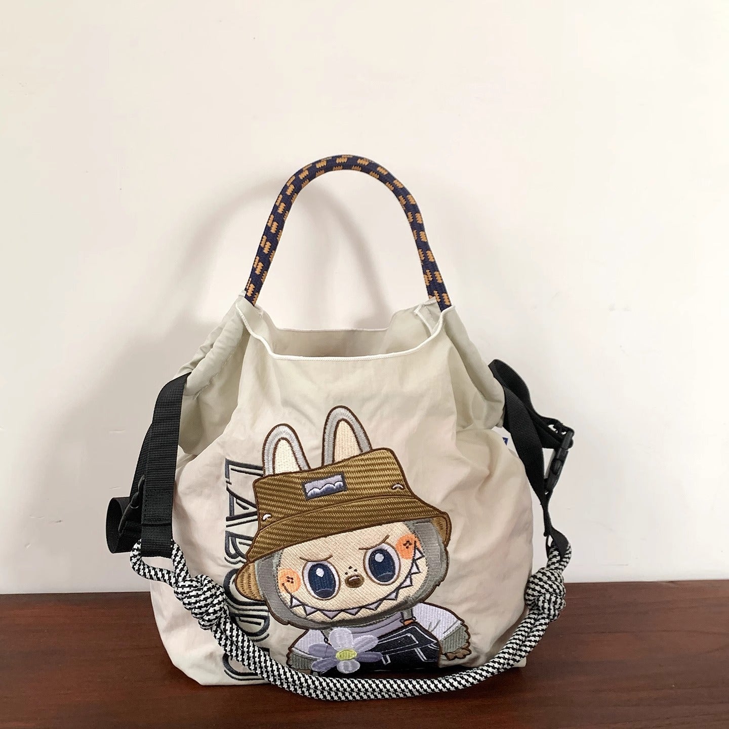 Labubu Explorer Tote Bag - Cute Meets 유틸리티