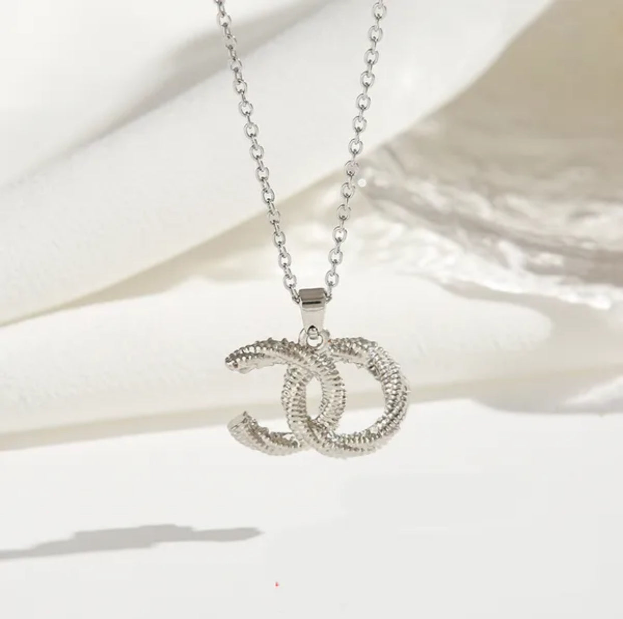 Collana di moda