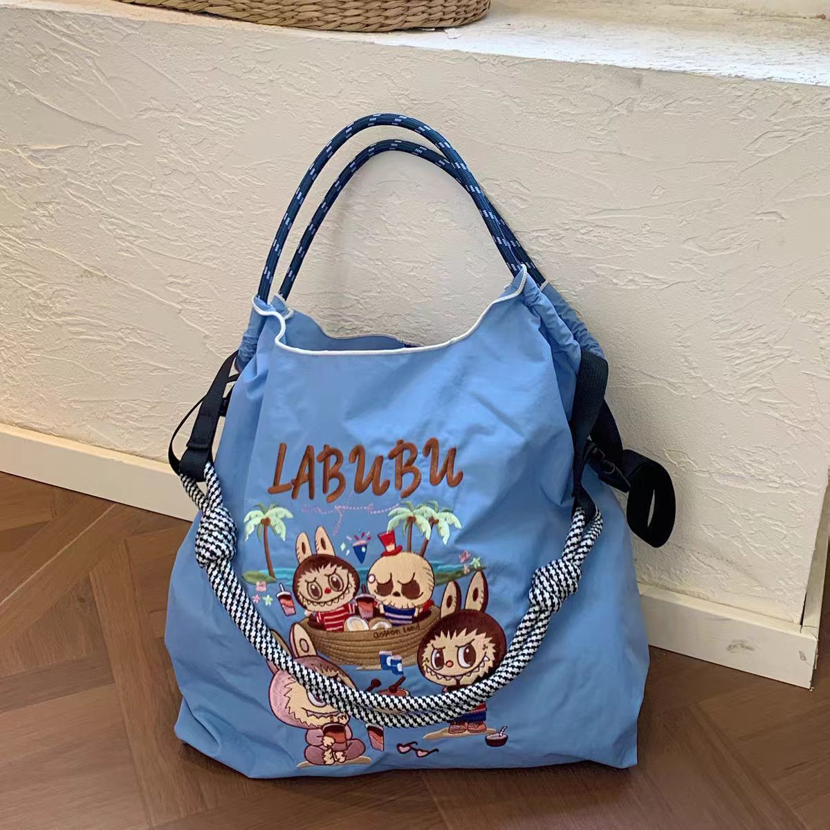 Labubu Explorer Tote Bag - Cute Meets 유틸리티