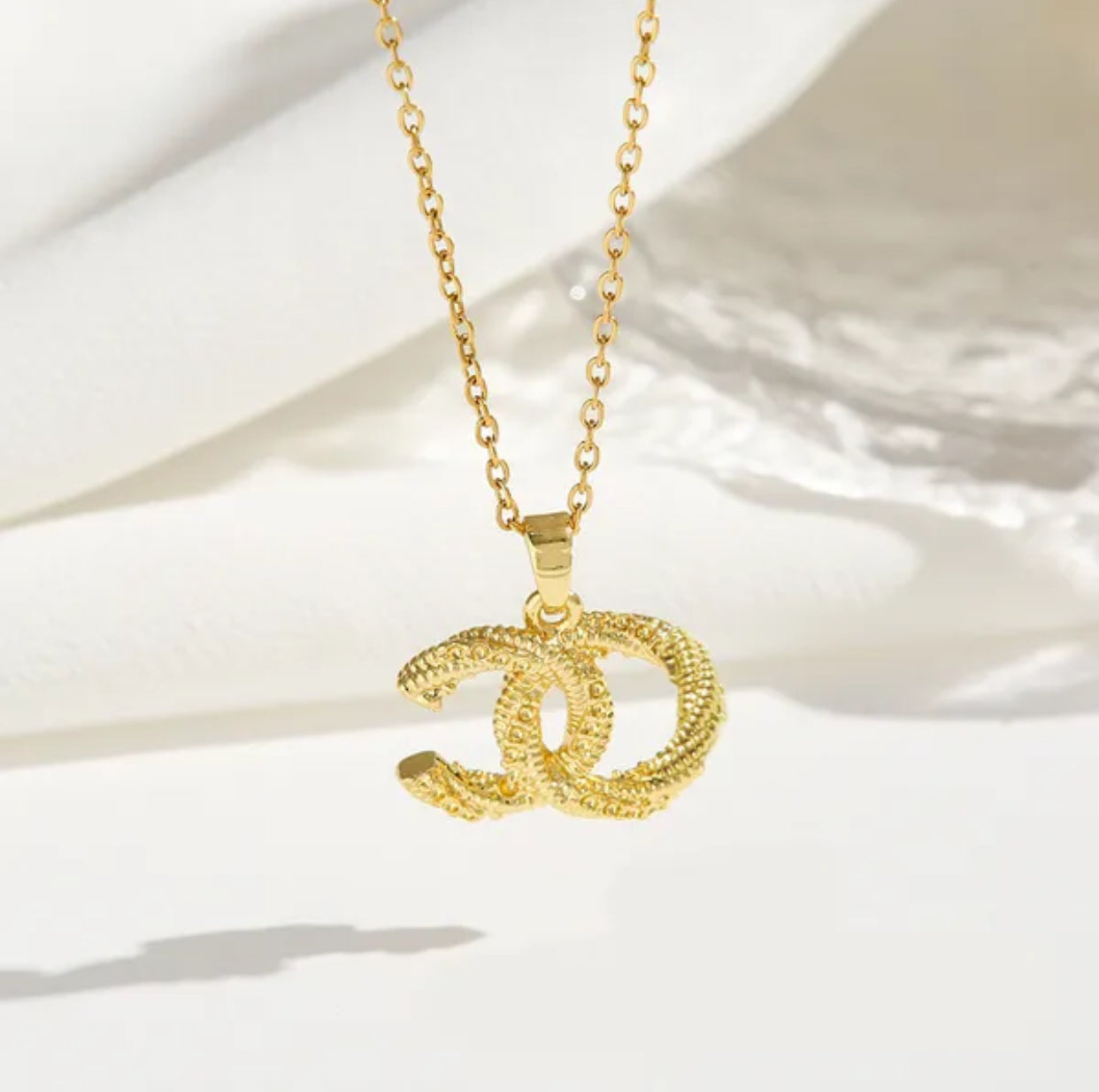 Collana di moda