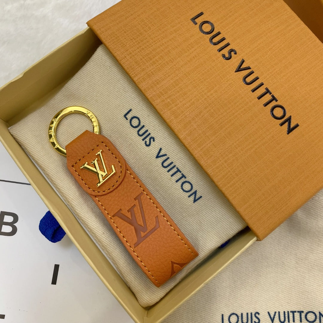 Luksus LV Monogram nøkkelring - Klassisk design med gull aksenter