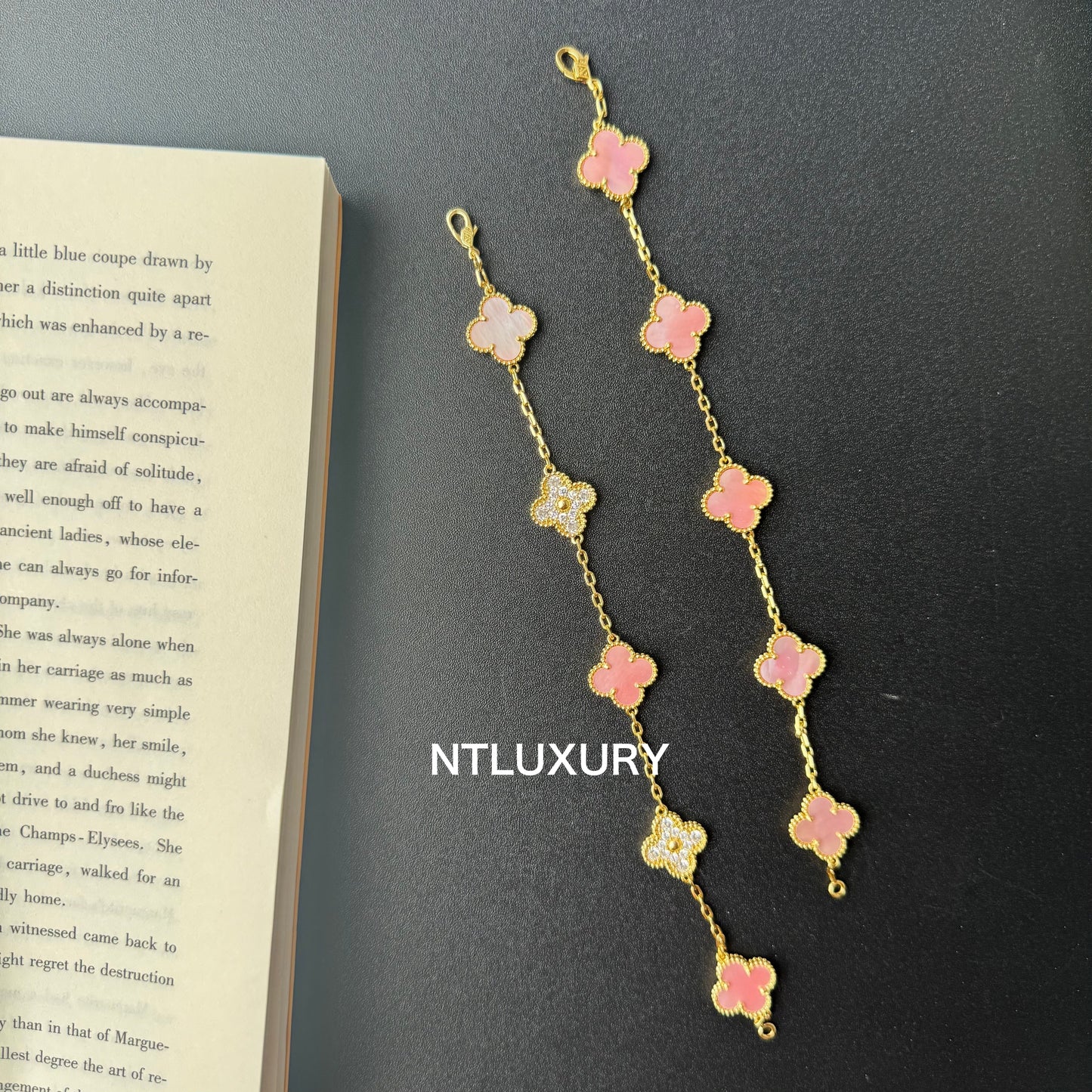 Shell Girl & Shining Leaves Bracelet (Pink)