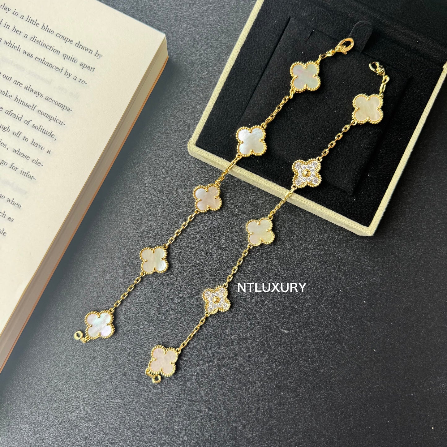 Shell Girl & Shining Leaves Bracelet (White)
