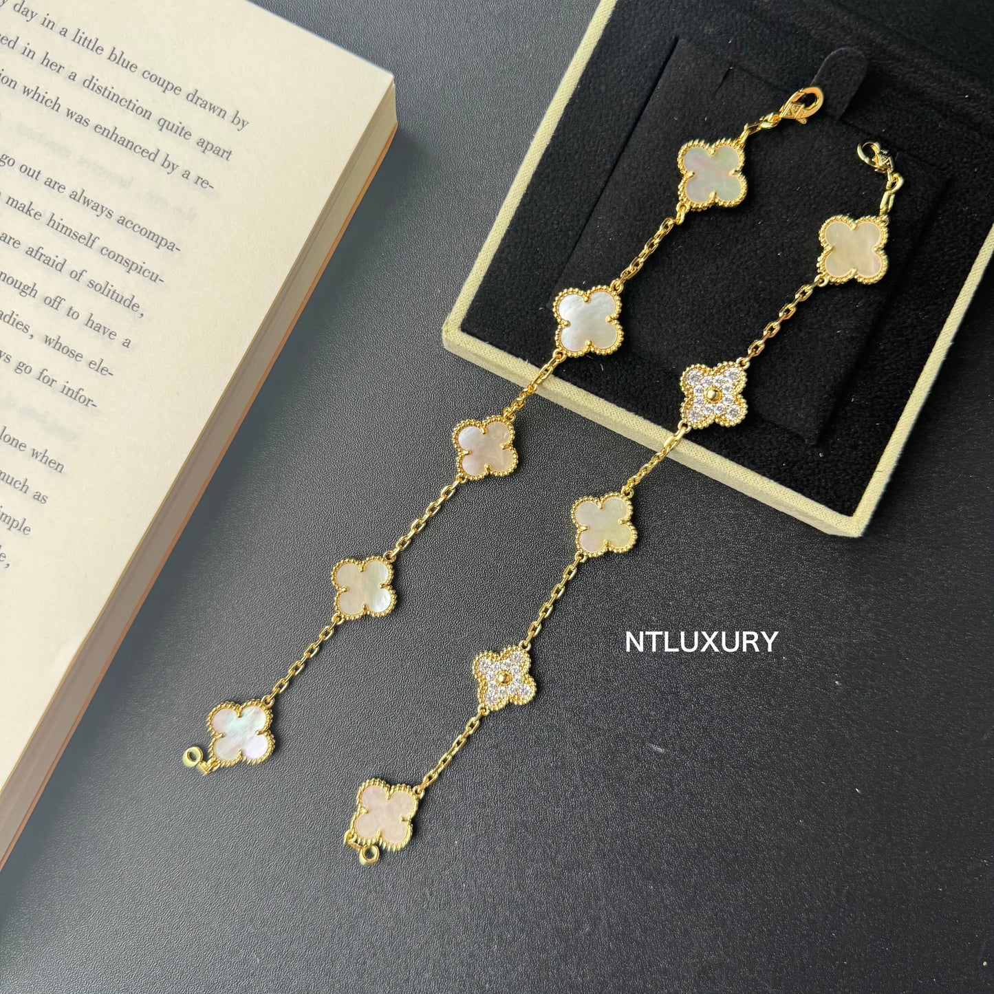 Shell Girl & Shining Leaves Bracelet (White)