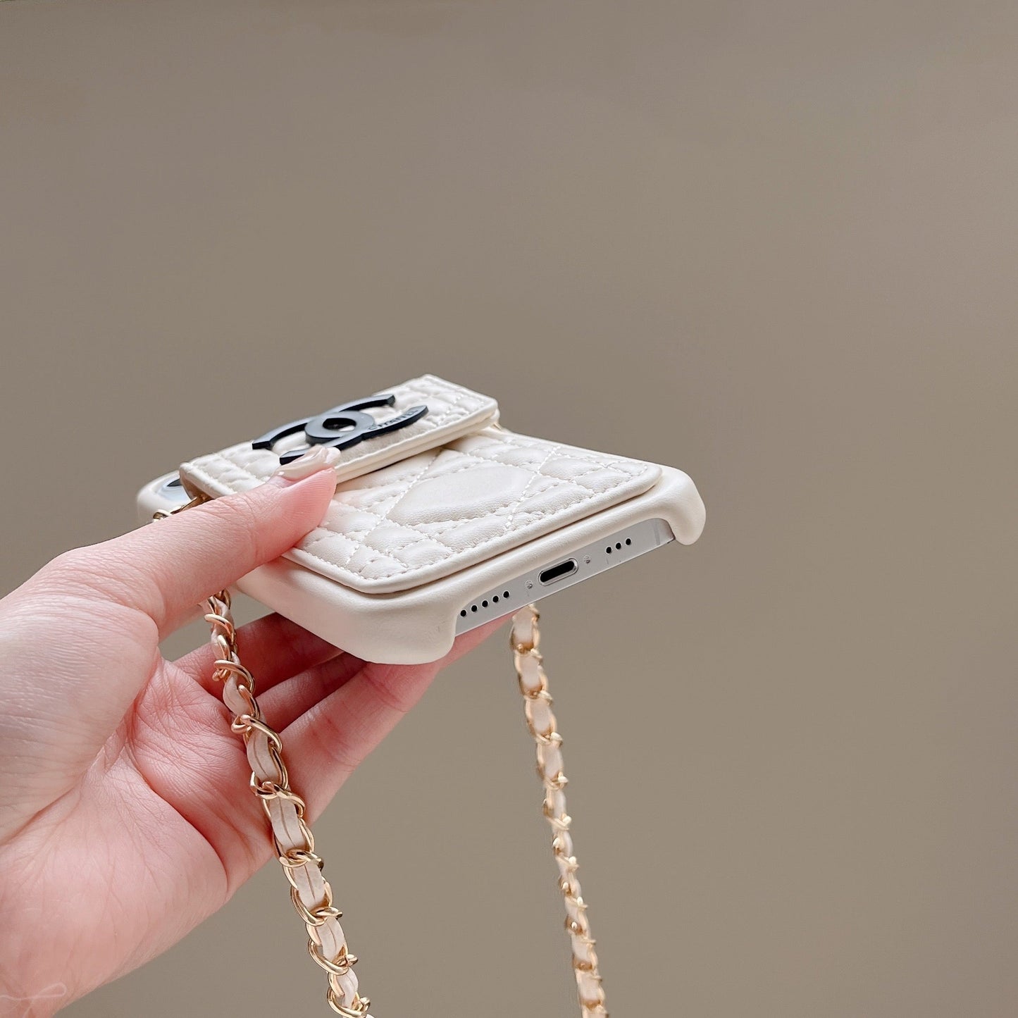 CC Card Holder Chain Case iPhone