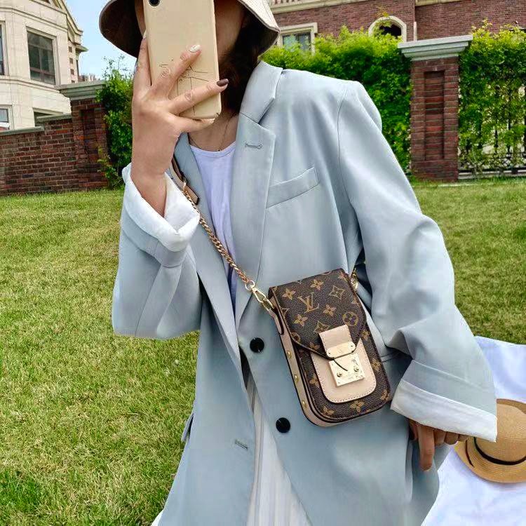 Monogram Crossbody telefonpåse