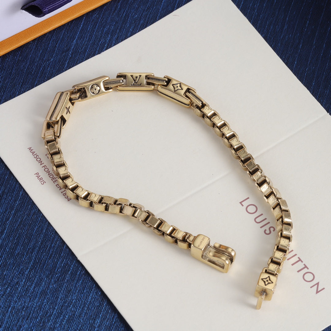 Fancy Love Bracelet