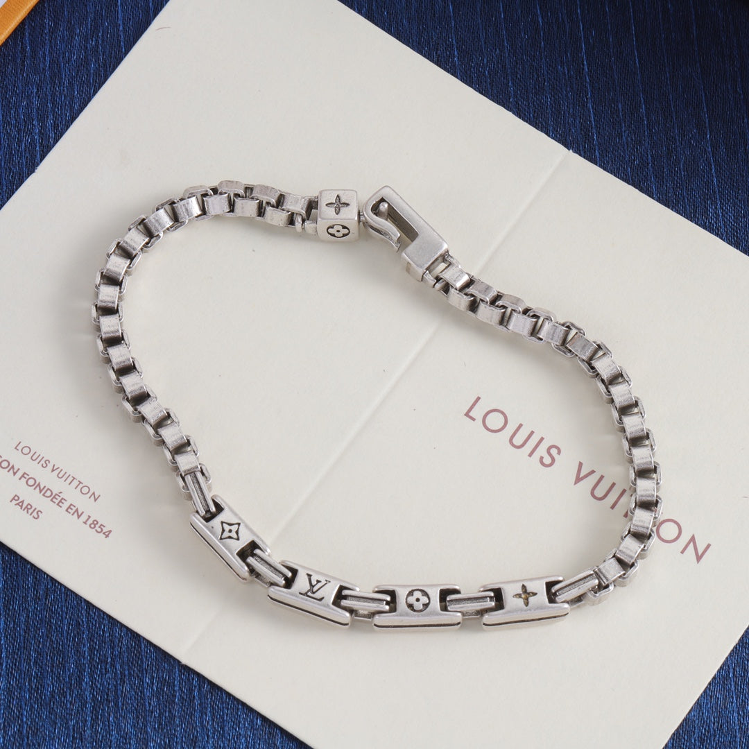 Fancy Love Bracelet