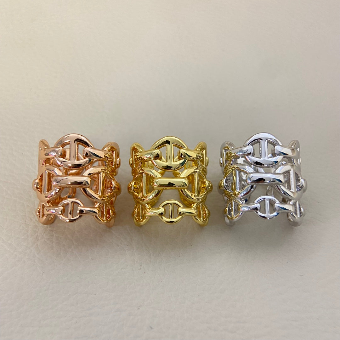 Pig Nose Openwork Bracelet & Rings