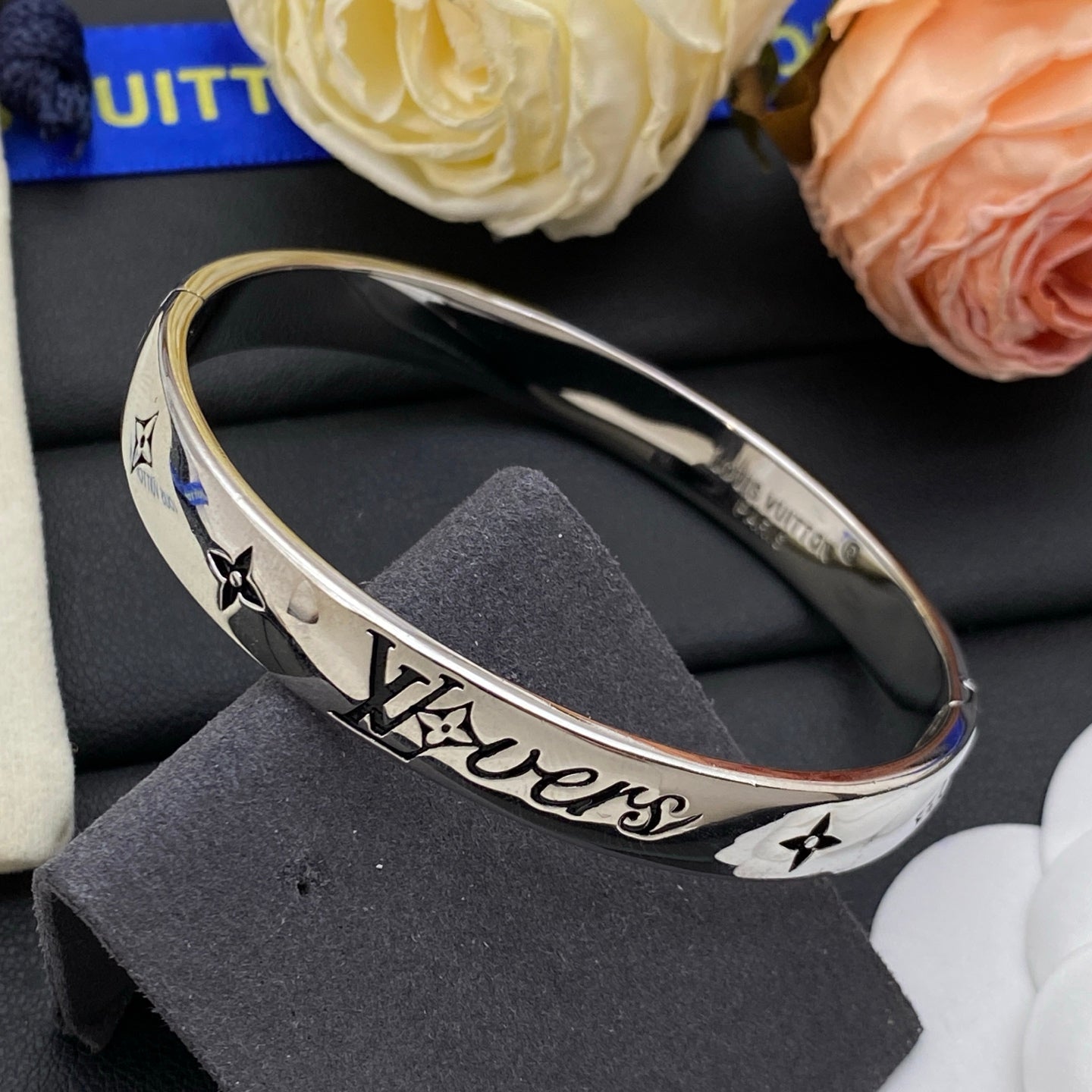 Gold Love Vintage Bracelet