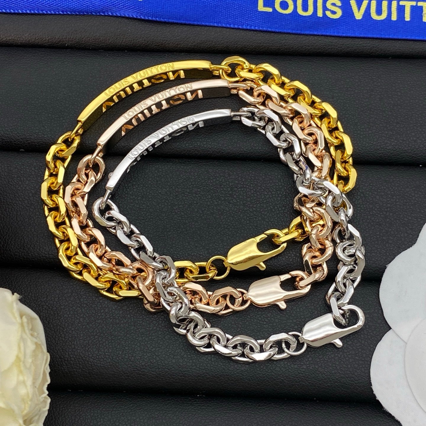 Gold Love Chain Bracelet