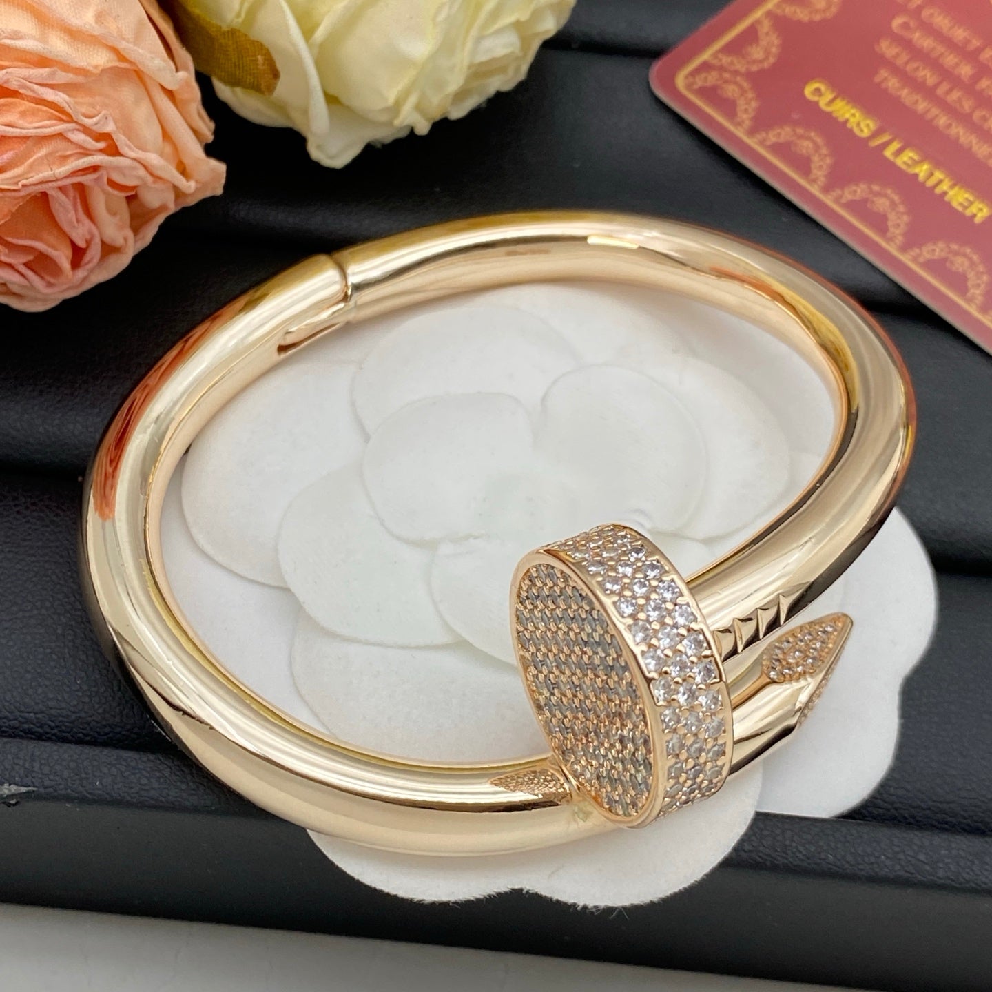 Thick Nail Diamond Design Bracelet
