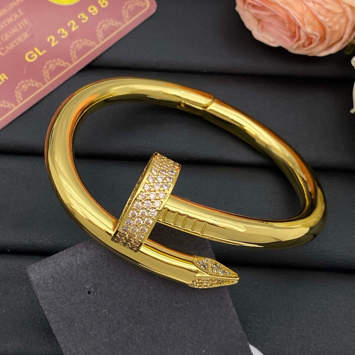 Thick Nail Diamond Design Bracelet