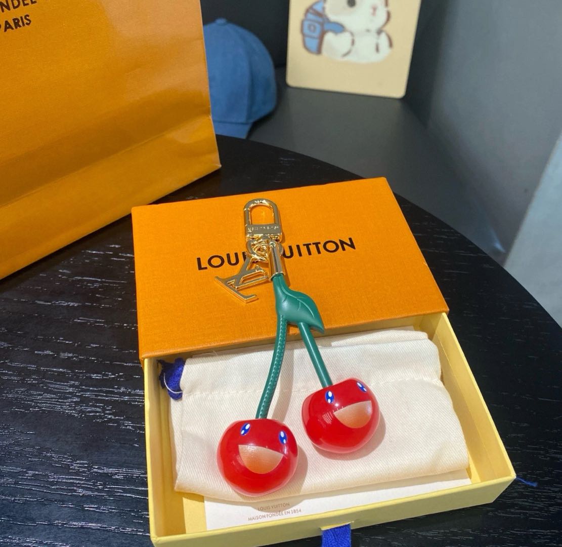 🌟 L-Kirsch-Schlüsselanhänger: Süß + Luxus, alles in einem 🍒✨