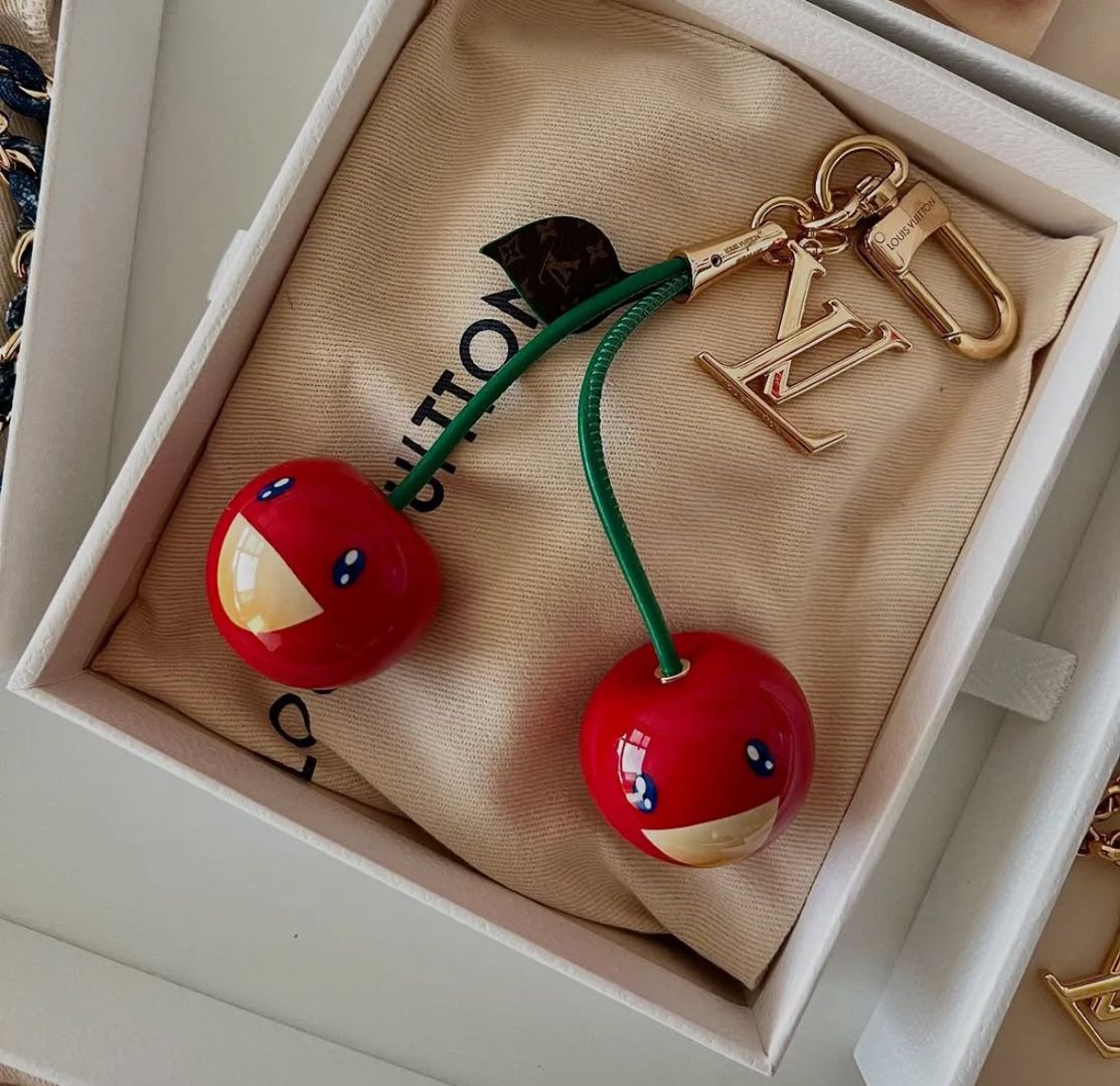 🌟 L-Kirsch-Schlüsselanhänger: Süß + Luxus, alles in einem 🍒✨