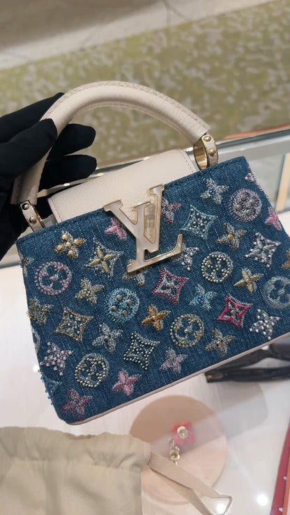 Denim de lujo Mini Bolsa Capucines