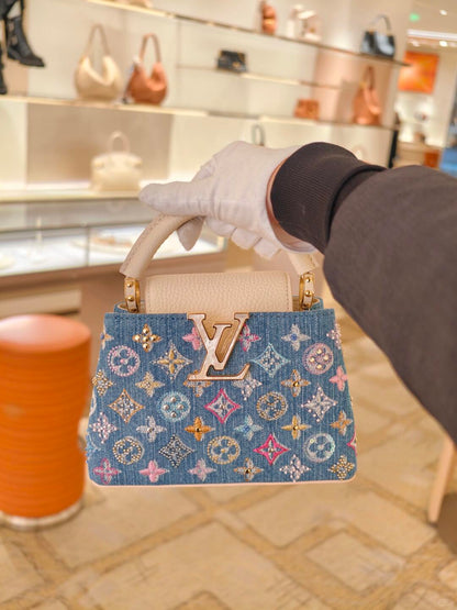 Denim de lujo Mini Bolsa Capucines