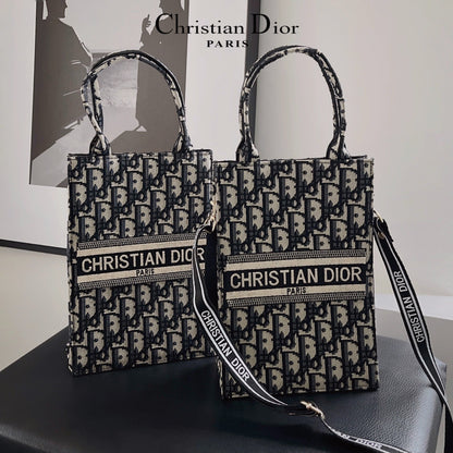 Klasický tote taška s popruhem Crossbody