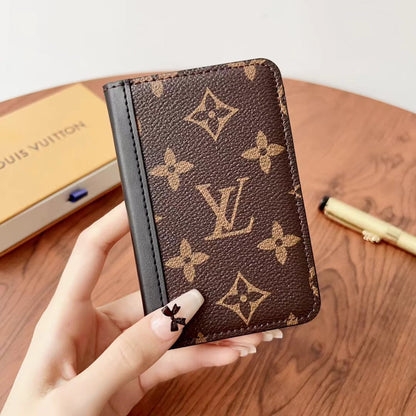 Elegáns LV kockás és monogram pénztárcák
