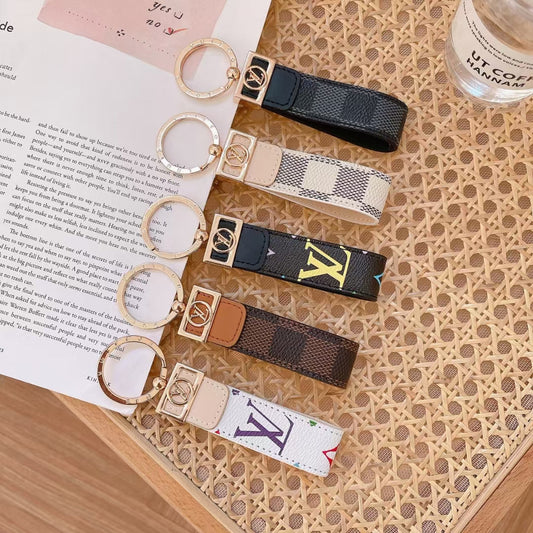 Luksus LV Monogram Keychain - Stilfuld og holdbar i flere farver