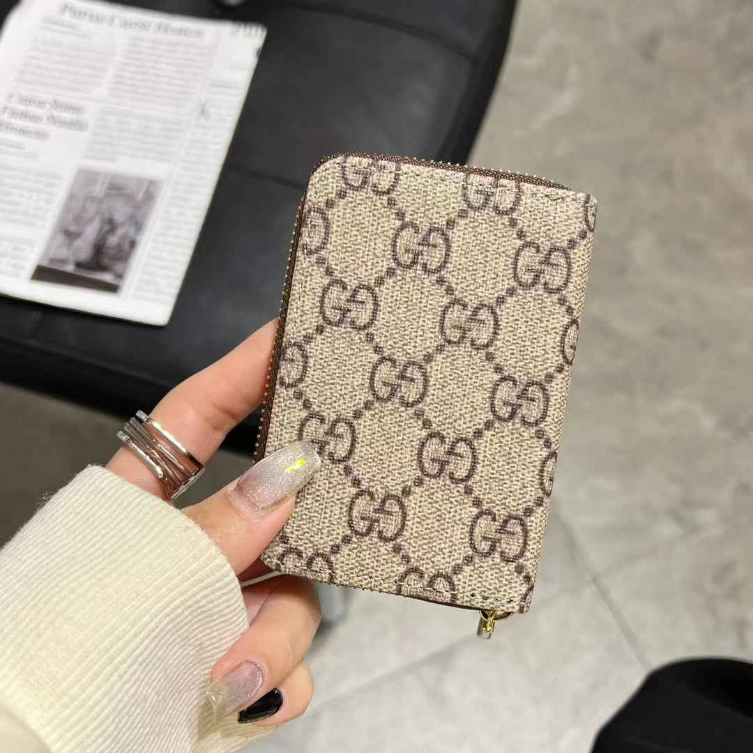 Ylellinen monogrammi vetoketjullinen lompakkokokoelma - LV, GG ja BBR
