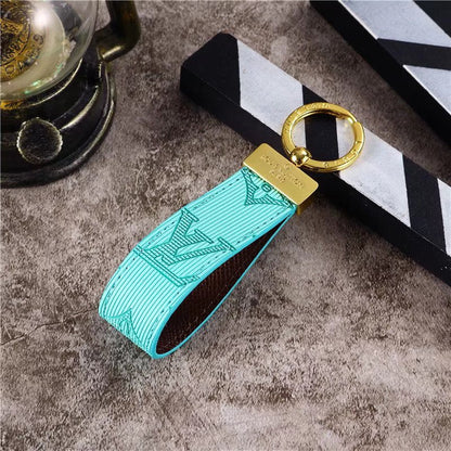 Luksus LV Monogram Keychain Collection - Levende farver med elegant guldhardware