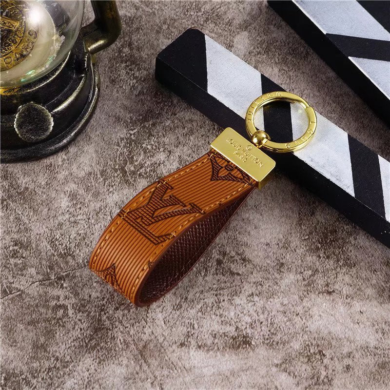 Luksus LV Monogram Keychain Collection - Levende farver med elegant guldhardware