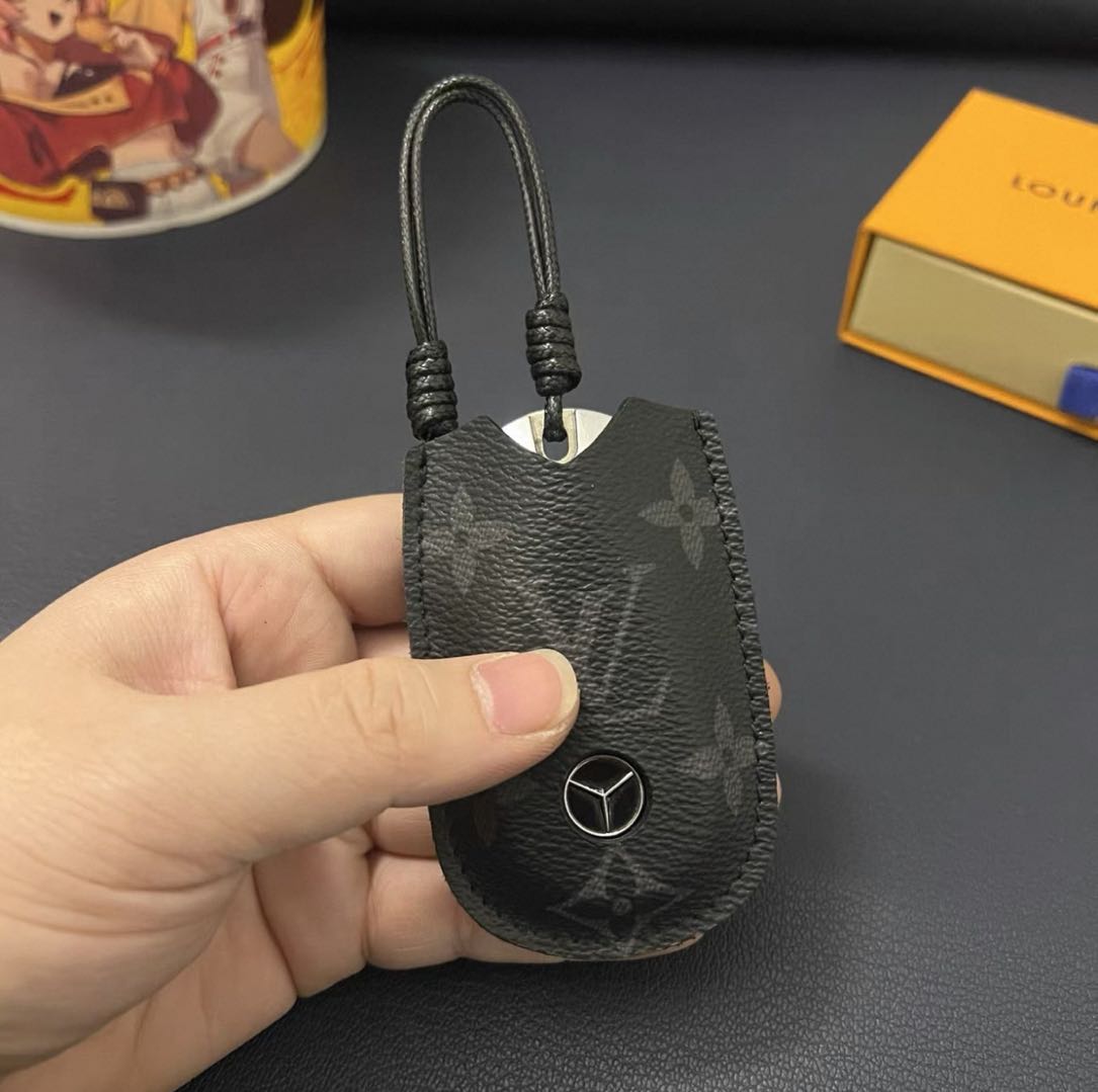 Luksuriøst smartnøkkeldeksel i skinn – designet for Audi, BMW, Benz & VW 🚗✨
