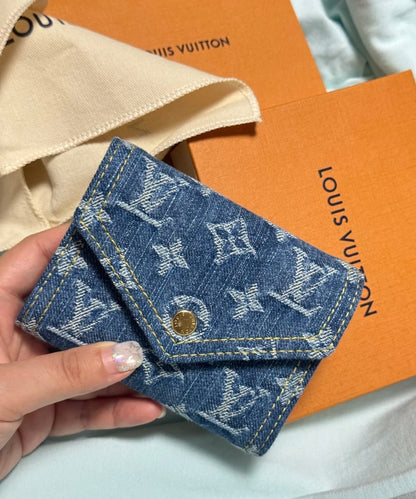 Denim de lujo Mini Bolsa Capucines