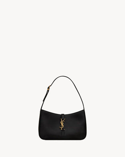 Saint Laurent Le 5 à 7 szabadalmi bőr hobo - Burgundia elegancia