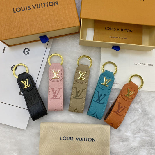 Luksus LV Monogram Keychain - Klassisk design med guld accenter