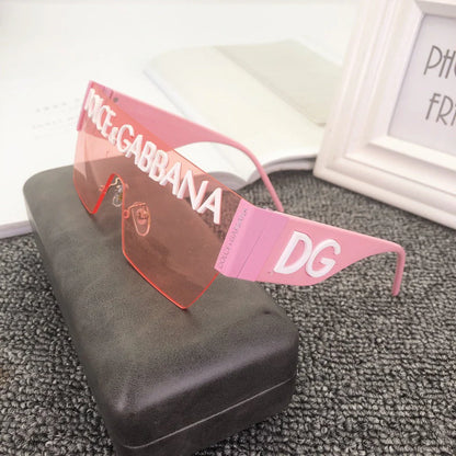 Heiße Modequadrat -Sonnenbrille